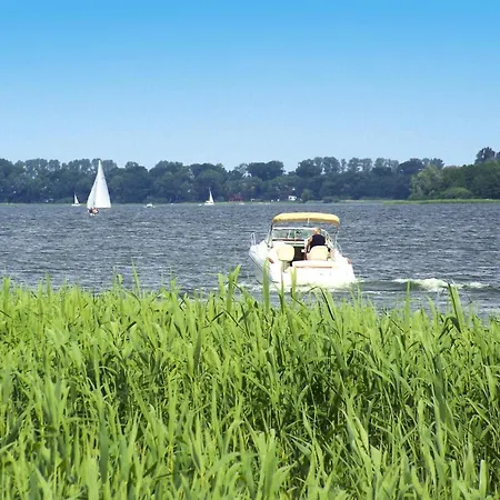 Seepark Heidenholz, Plau Am בית נופש פלאו אם זה