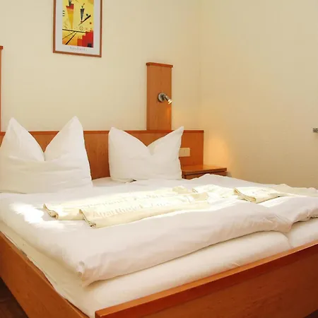 Seepark Heidenholz, Plau Am *